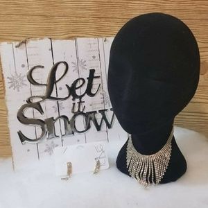 Icing Rhinestone V Shaped Necklace Set Gold